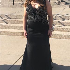 2019 Prom Dress! Worn Once. Perfect condition.